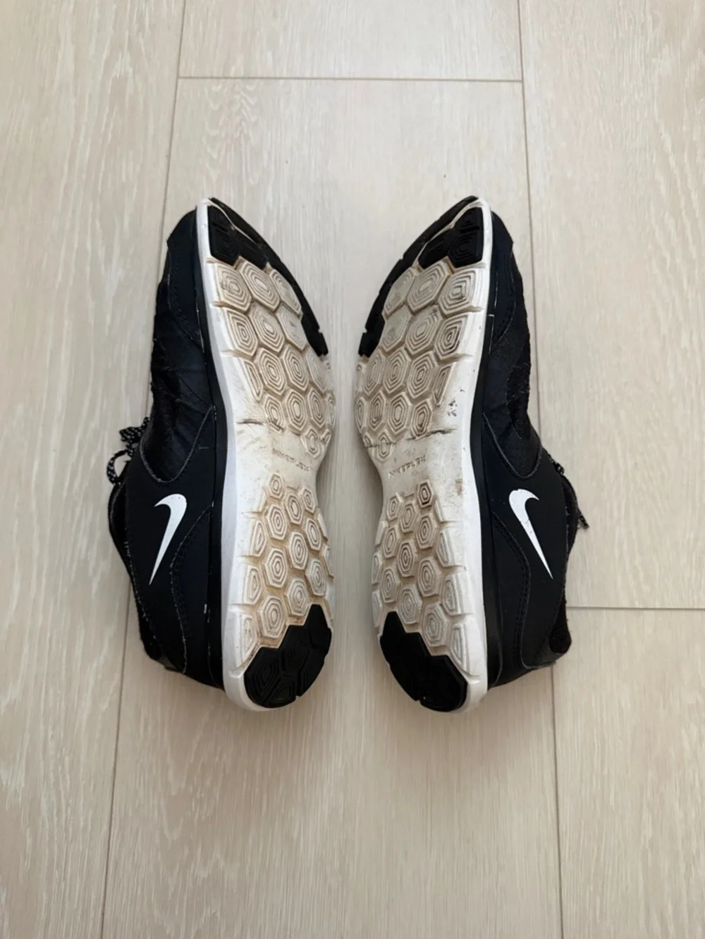 ✨ Nike Dual-Tone Black and White Shoes